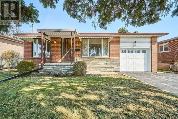 641 PARK ROAD N, Oshawa (McLaughlin), Ontario L1J5Y8