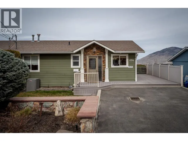 694&696 Lombard Street, Kamloops, British Columbia V2C5W6