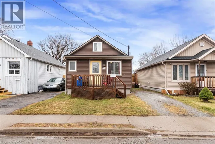 30 MCALPINE Avenue, Welland, Ontario L3B1T6