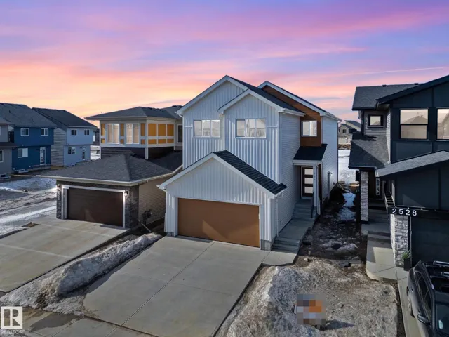 2524 211 ST NW, Edmonton, Alberta T6M3H1