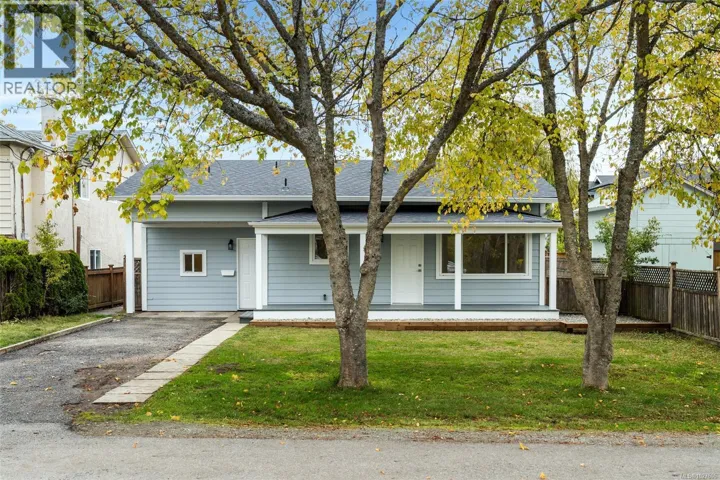 9617 Fourth St, Sidney, British Columbia V8L2Y5