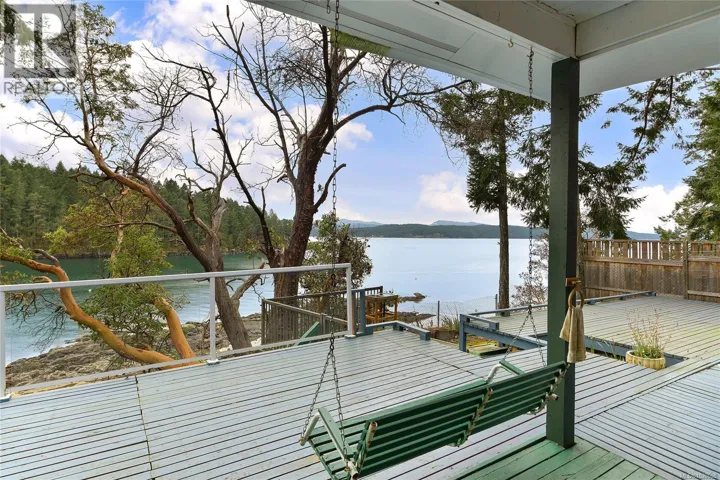 246 Leighton Lane, Mayne Island, British Columbia V0N2J2