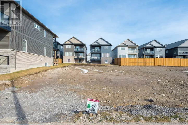 87 YORK DRIVE, Peterborough (Monaghan Ward 2), Ontario K9K0H6