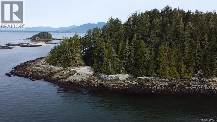 Lot 3 Helby Island, Port Alberni, British Columbia V0R1B0