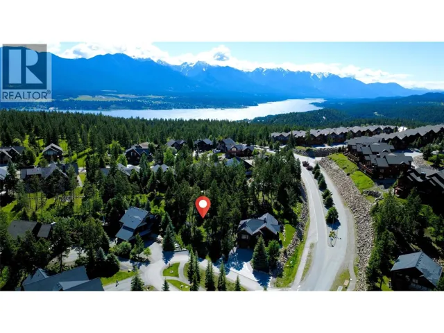 2591 Sandstone Manor, Invermere, British Columbia V0A1K6