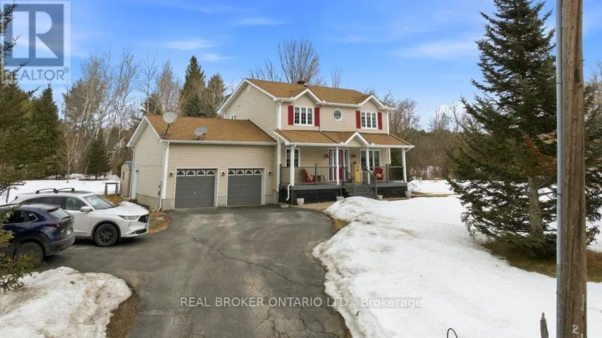 1585 BECKETT'S CREEK ROAD, Ottawa, Ontario K4C1C8