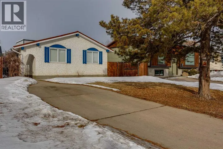 5910 53 Avenue, Red Deer, Alberta T4N5J6