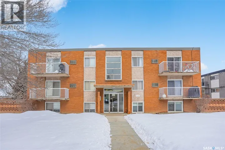 10 106 104th STREET W, Saskatoon, Saskatchewan S7N1M8