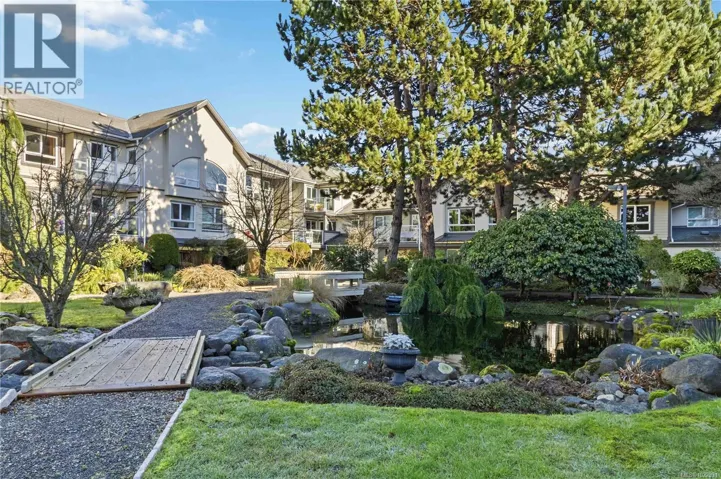 219 2245 James White Blvd, Sidney, British Columbia V8L1Z5