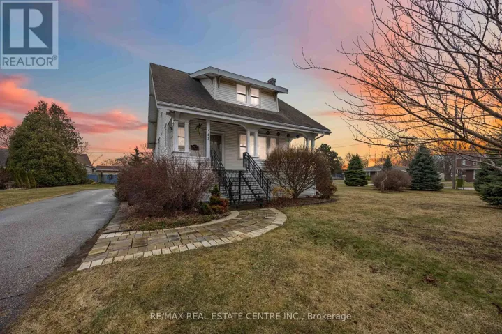 343 GILLARD STREET, Chatham-Kent (Wallaceburg), Ontario N8A1N5