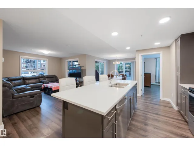 #121 5504 SCHONSEE DR NW, Edmonton, Alberta T5Z0N9