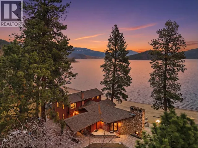 4128 Express Point Crescent, Scotch Creek, British Columbia V0E1M5