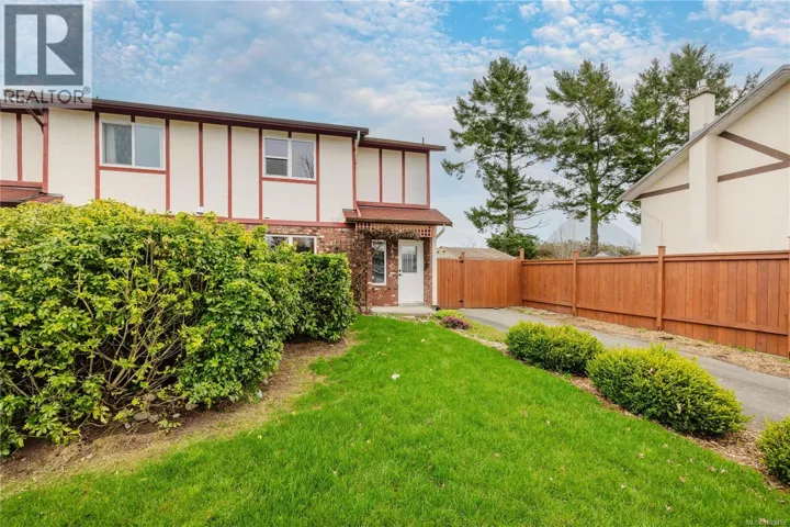 363 Pooley Pl, Esquimalt, British Columbia V9A6Y5