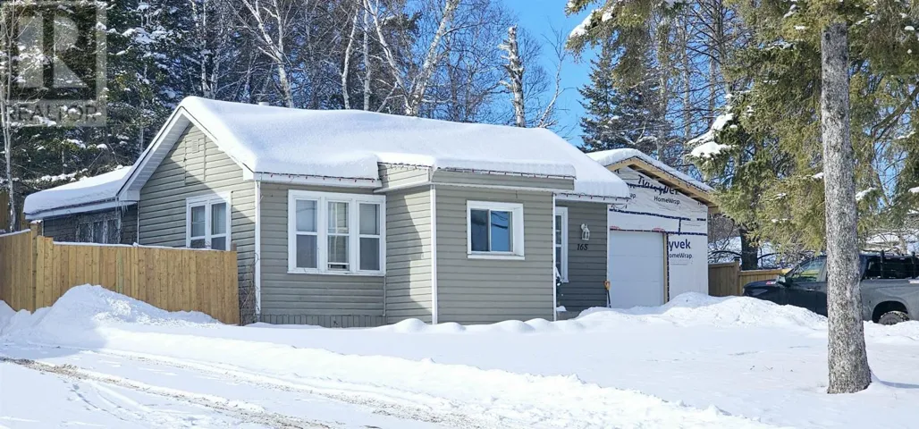 165 Market ST, Thunder Bay, Ontario P7A8A4