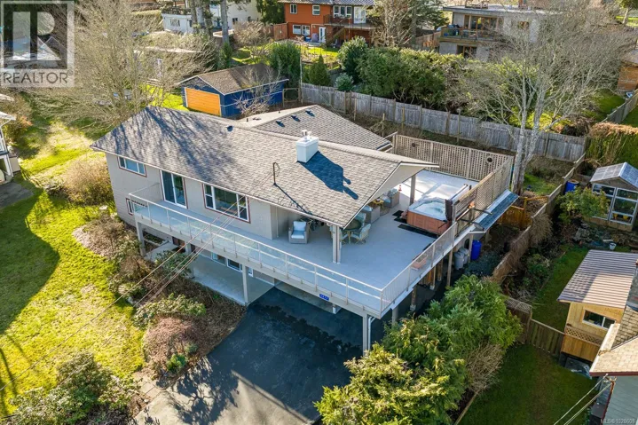 3817 Laurel Dr, Royston, British Columbia V0R2V0