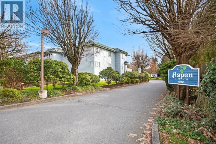 102C 698 Aspen Rd, Comox, British Columbia V9M3S9