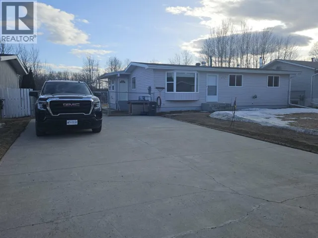 4917 45 Street NE, Chetwynd, British Columbia V0C1J0