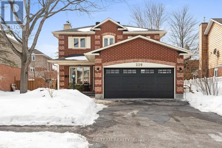 229 WALDEN DRIVE, Ottawa, Ontario K2K2M3