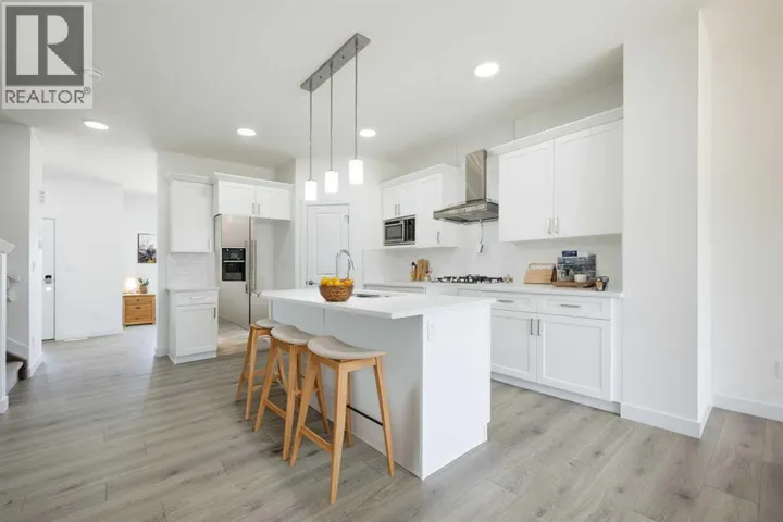 260 Clearview Court, Chestermere, Alberta T2P2G7