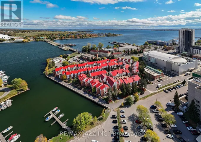 48 - 1 PLACE D'ARMES, Kingston (East of Sir John A. Blvd), Ontario K7K6S2