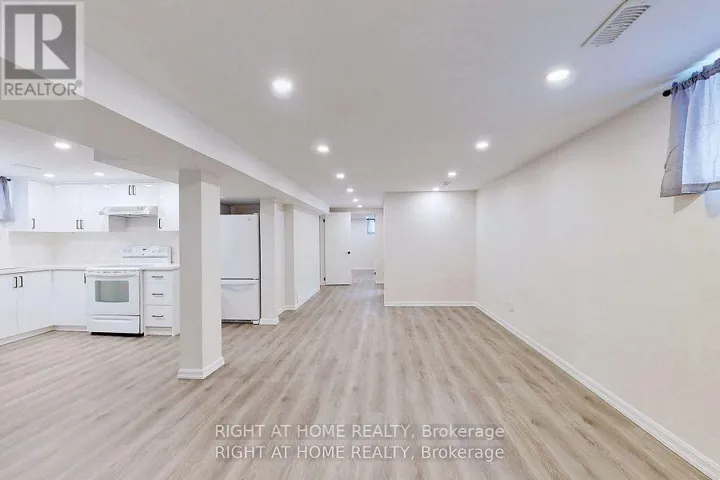 BSMT - 7 ROTHWELL ROAD, Toronto (Wexford-Maryvale), Ontario M1R4K6