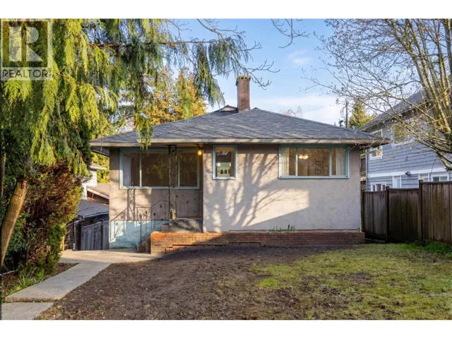 2525 WESTERN AVENUE, North Vancouver, British Columbia V7N3L2