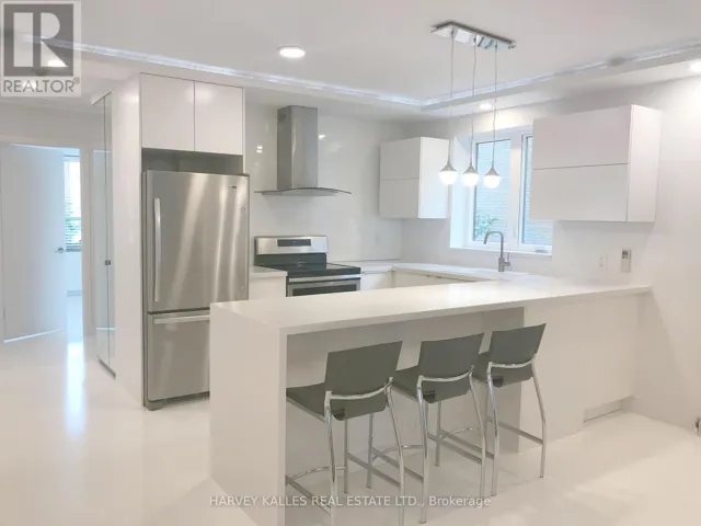 6 - 23 CANNON ROAD, Toronto (Stonegate-Queensway), Ontario M8Y1R8