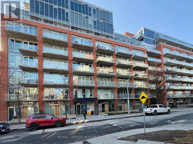 742 - 340 MCLEOD STREET, Ottawa, Ontario K2P1A4