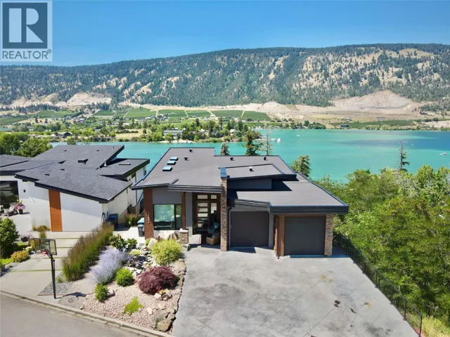 15896 Claridge Drive, Lake Country, British Columbia V4V2T6