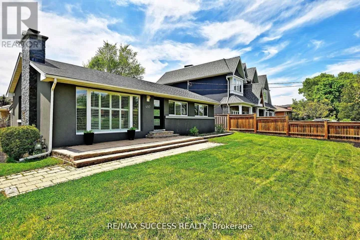 492 SHERIN DRIVE, Oakville (WO West), Ontario L6L4J8