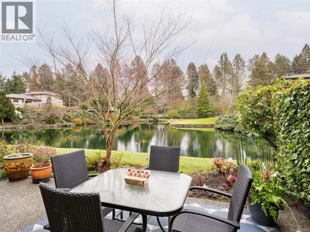 125 2345 Cedar Hill Cross Rd, Oak Bay, British Columbia V8P5M8