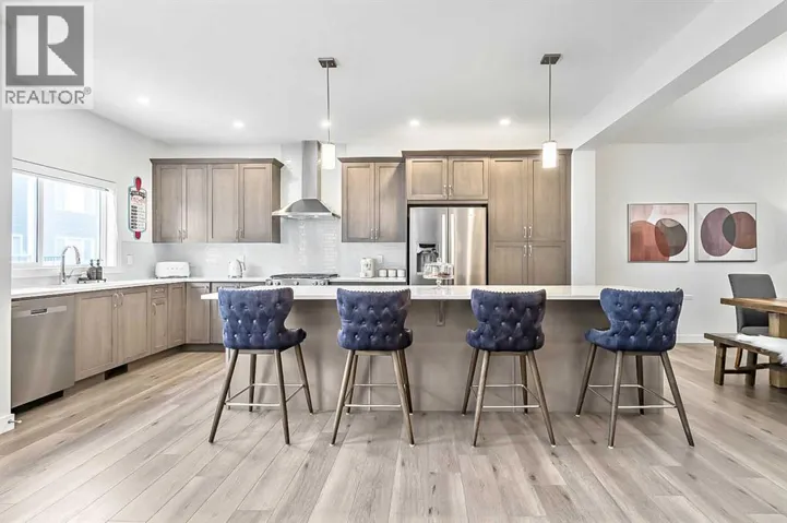 882 Bluerock Way SW, Calgary, Alberta T2Y0S5