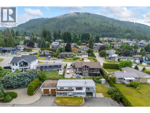 1431 15 Street SE, Salmon Arm, British Columbia V1E2G8