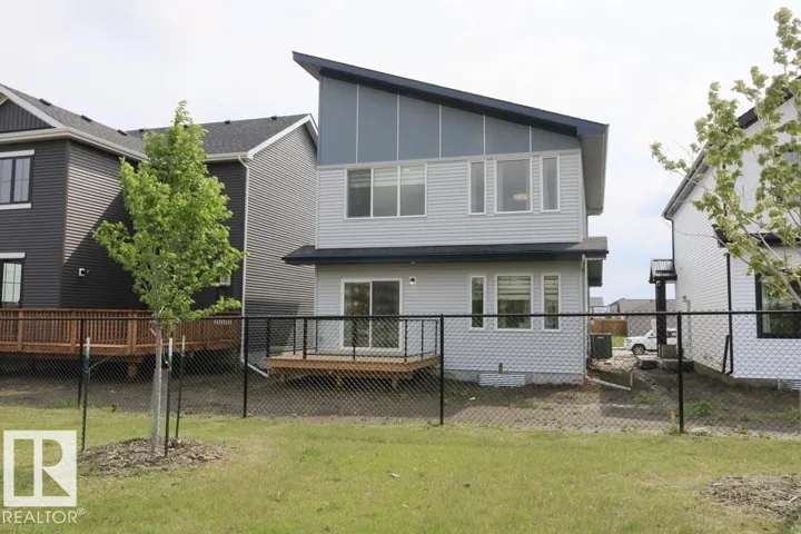 17939 63 ST NW, Edmonton, Alberta T5T1L6