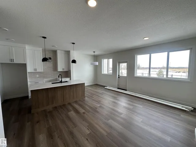 61 SUMAC CL, Fort Saskatchewan, Alberta T8L0Z9