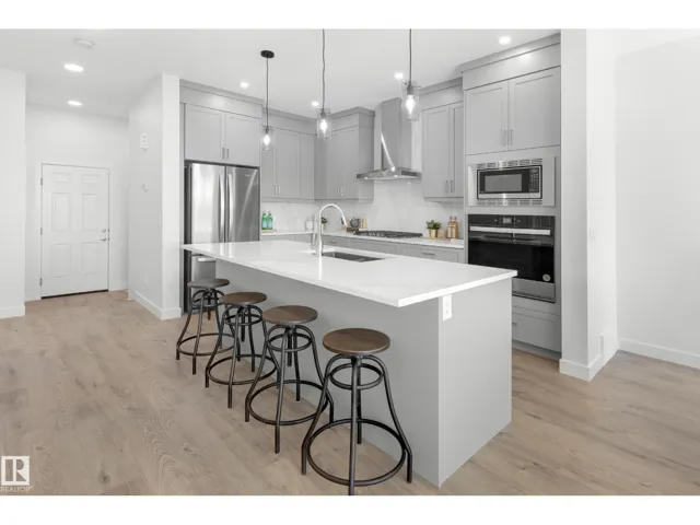 713 PAYIPWAT CM SW, Edmonton, Alberta T6W5K8