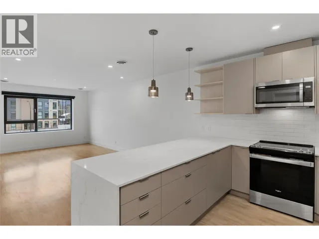 1701 Coursier Avenue Unit# 2204, Revelstoke, British Columbia V0E2S3