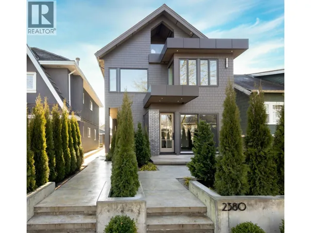 2380 E 5TH AVENUE, Vancouver, British Columbia V5N1N1