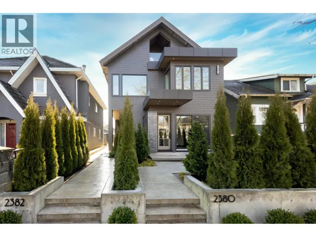 2382 E 5TH AVENUE, Vancouver, British Columbia V5N1N1