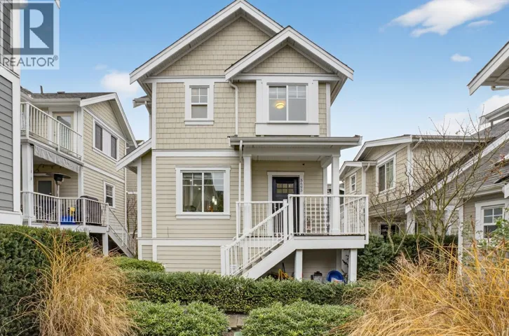 5685 KILLARNEY STREET, Vancouver, British Columbia V5R3W4