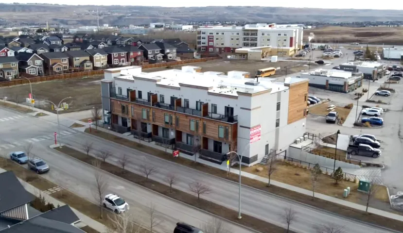 Suite 7116 Suite 7116, 50 Fireside Gate, Cochrane, Alberta T4C2X1