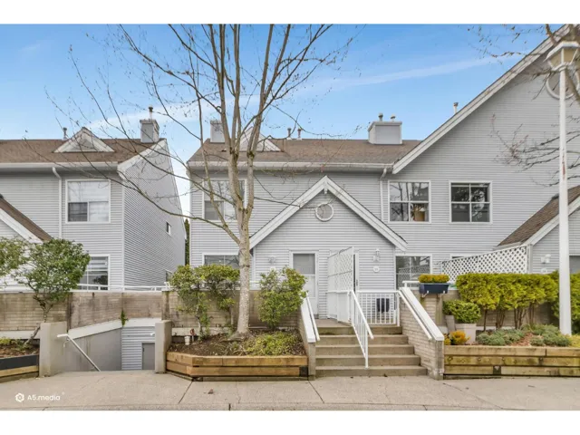 28 13713 72A AVENUE, Surrey, British Columbia V3W1K2