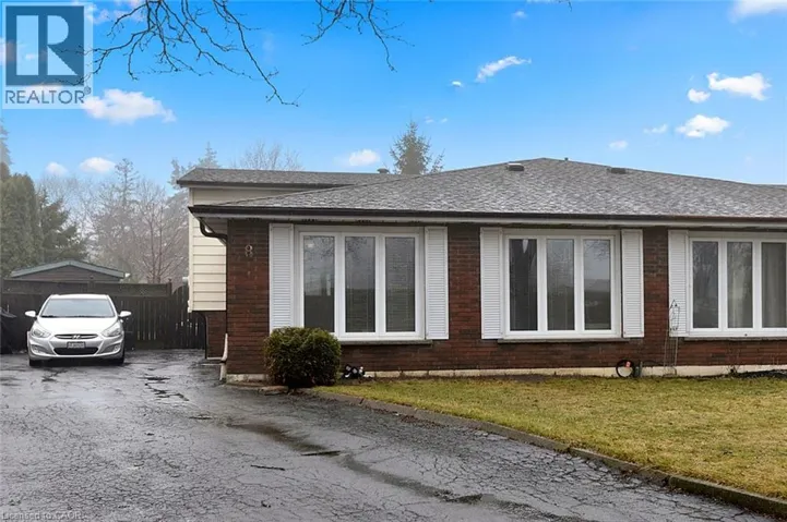 8 BALA Place, Hamilton, Ontario L9C4Y5