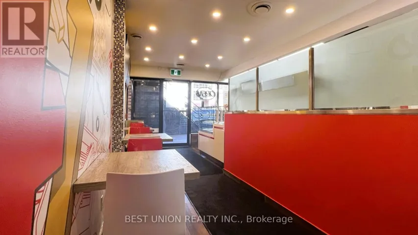 1 - 258 KING STREET NORTH STREET N, Waterloo, Ontario N2J2Y9