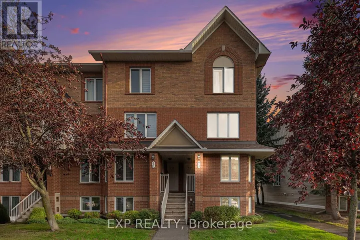 17 - 74 LAKEPOINTE DRIVE, Ottawa, Ontario K4A5E5