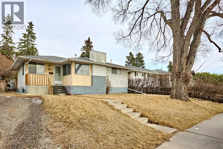 28 CORNELL Place NW, Calgary, Alberta T2K1V7