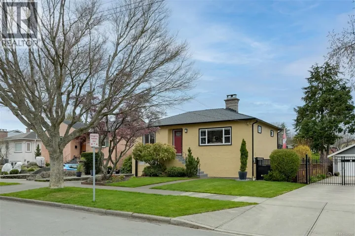 354 Stannard St, Victoria, British Columbia V8S3M4