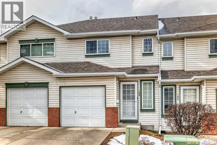 144 Country Hills Villas NW, Calgary, Alberta T3K4S8