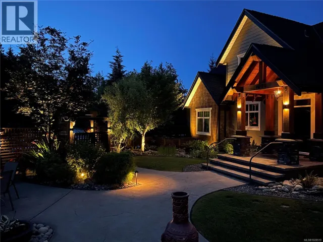 1858 Taylor Walk, Qualicum Beach, British Columbia V9K2S3