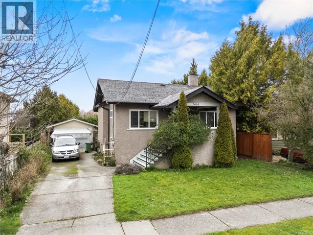 2614 Scott St, Victoria, British Columbia V8R4H9